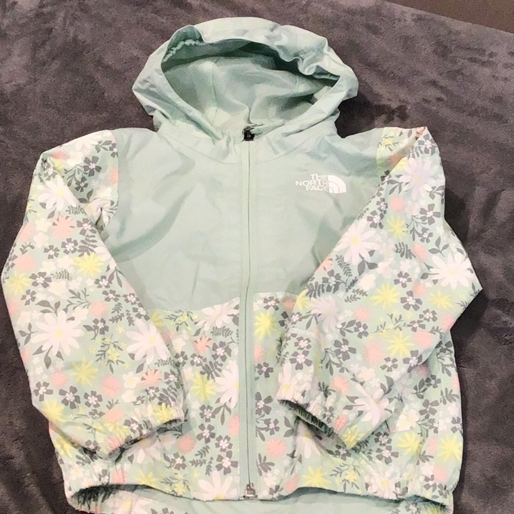 The North Face Toddler Girls' Mint Floral Windbreaker Jacket